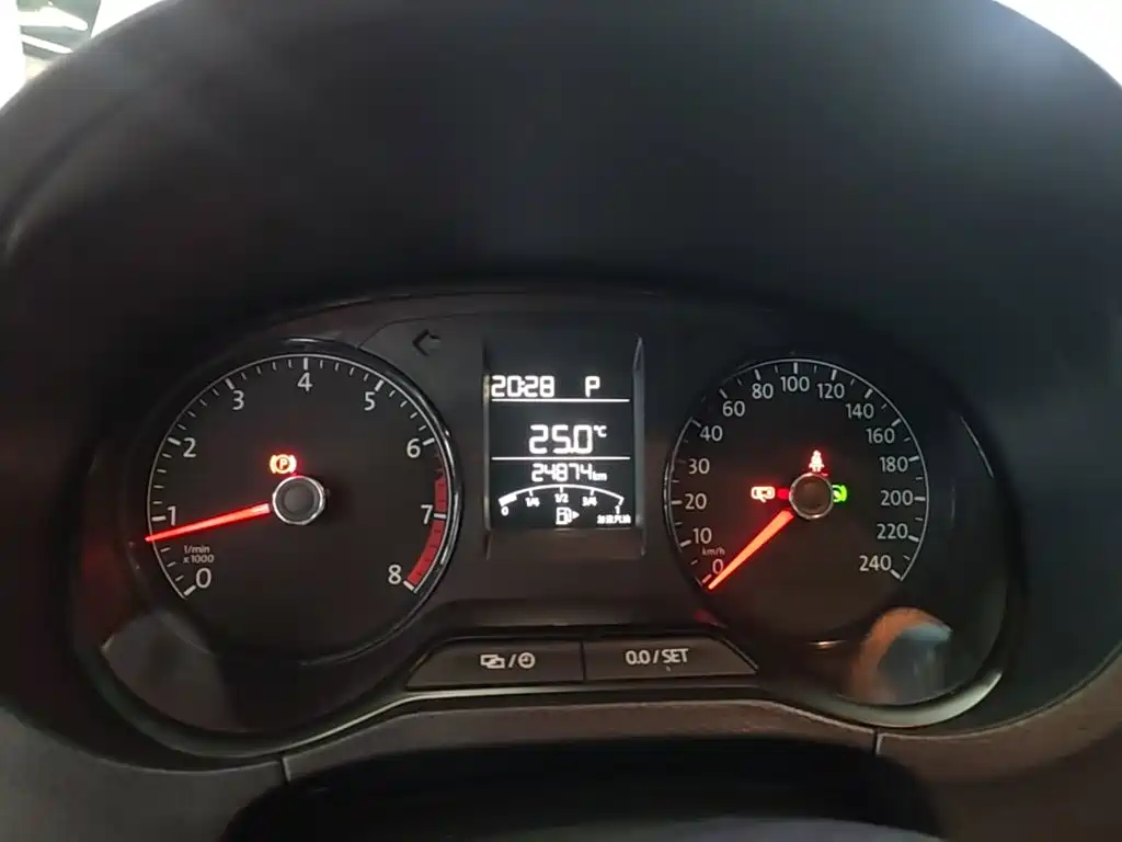 Volkswagen Polo — миниатюра 12