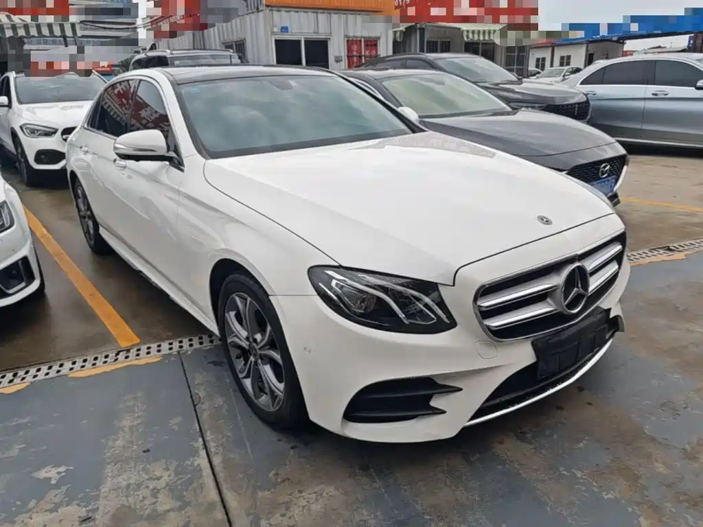 Mercedes-Benz E-Class — миниатюра 4