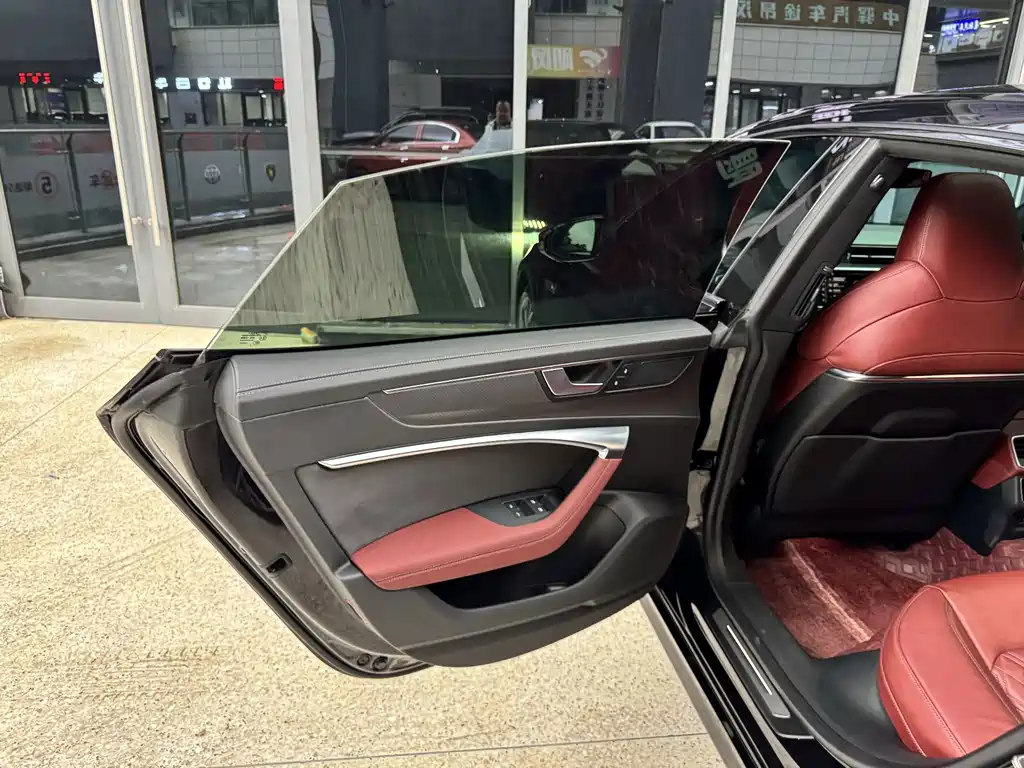 Audi A7L — миниатюра 29