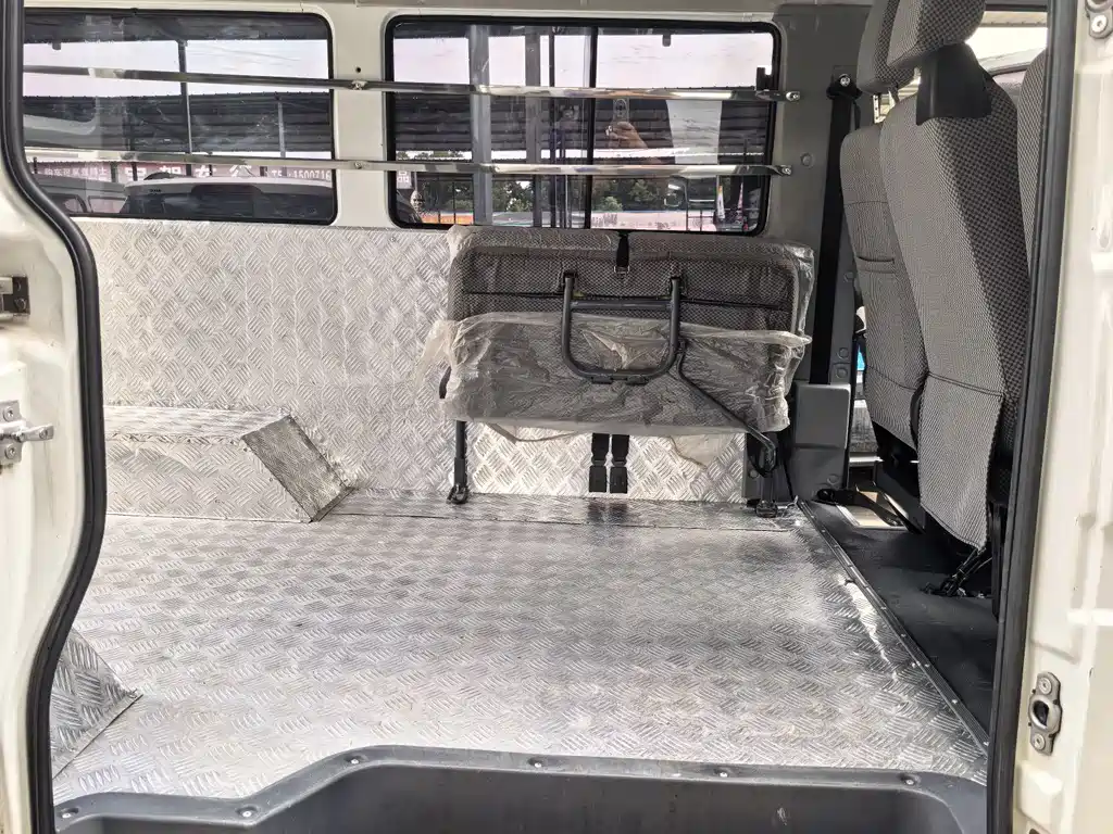 IVECO Daily — миниатюра 10