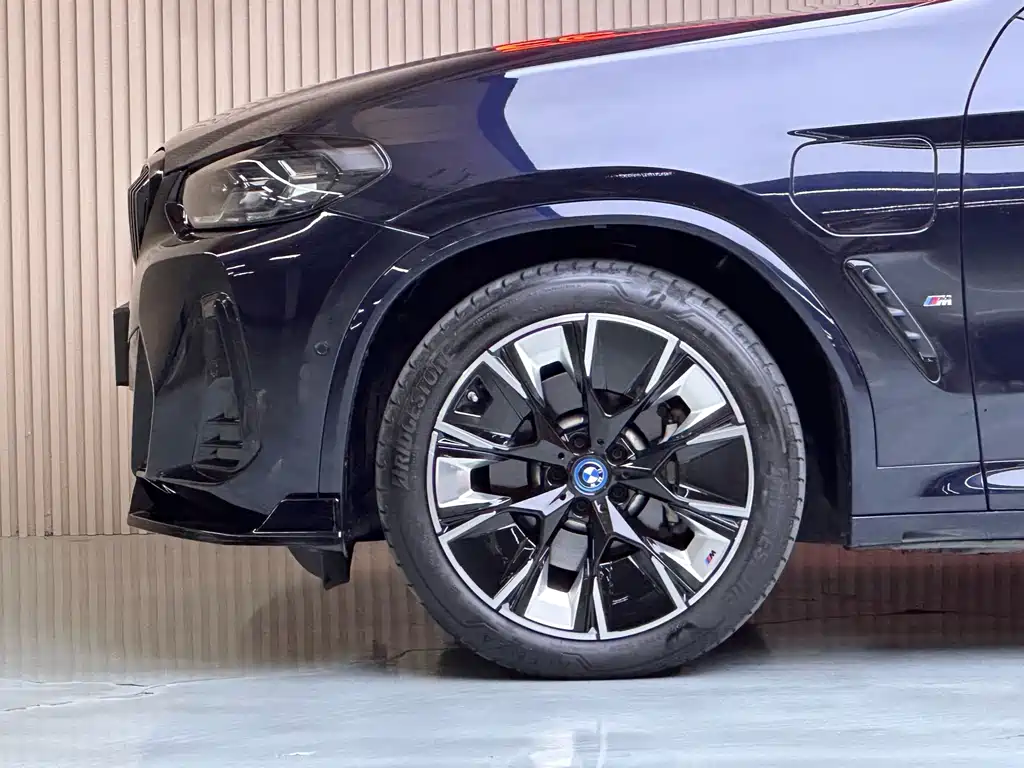 BMW iX3 — миниатюра 19