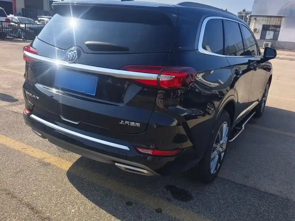 Buick Enclave — миниатюра 6