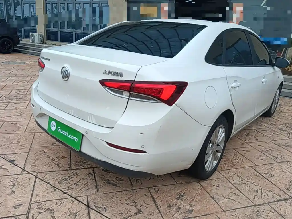 Buick Excelle — миниатюра 7