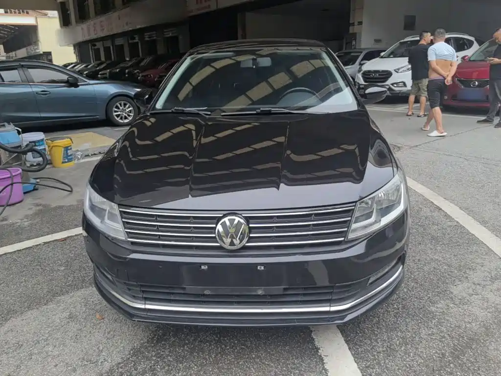 Volkswagen Lavida — миниатюра 3