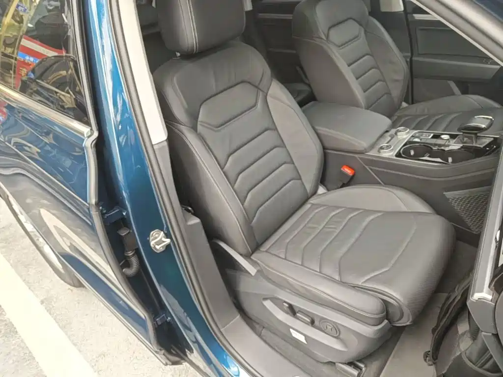 Volkswagen Touareg — миниатюра 25