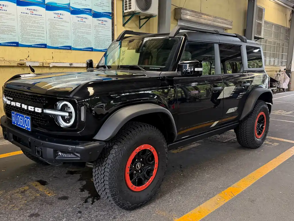 Ford Bronco — миниатюра 2