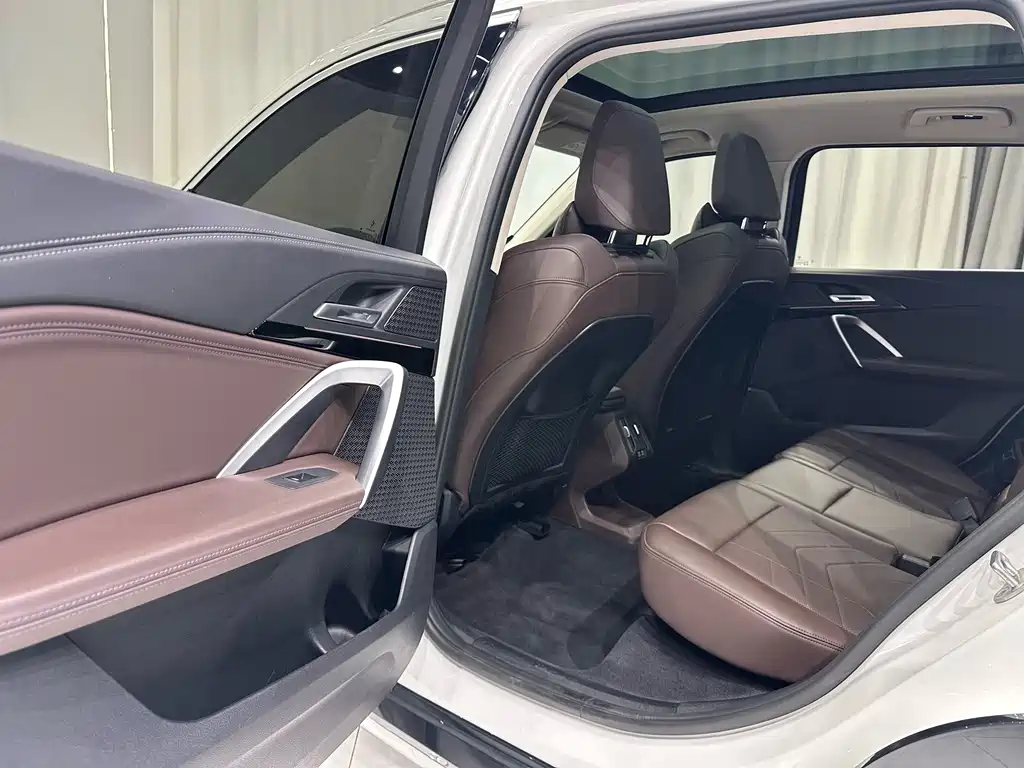 BMW X1 — миниатюра 14