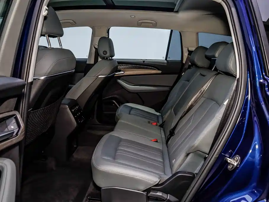 Audi Q6 — миниатюра 10