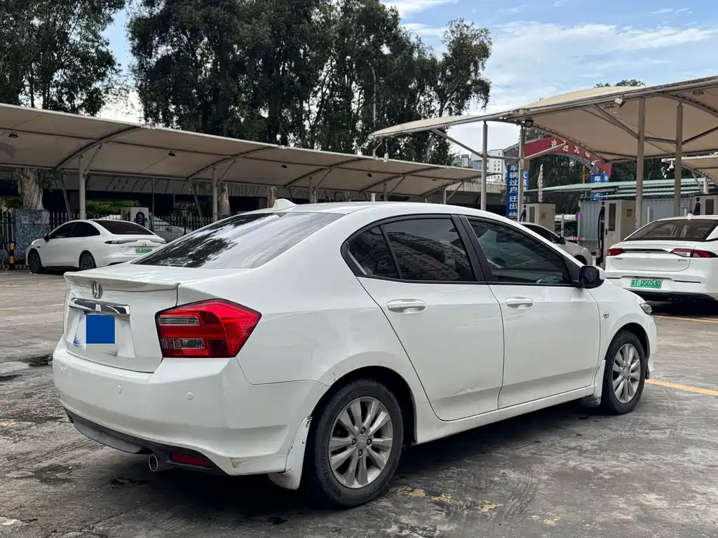 Honda City Classic — миниатюра 8
