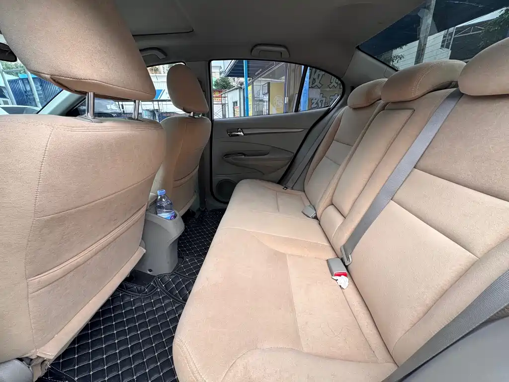 Honda City Classic — миниатюра 6