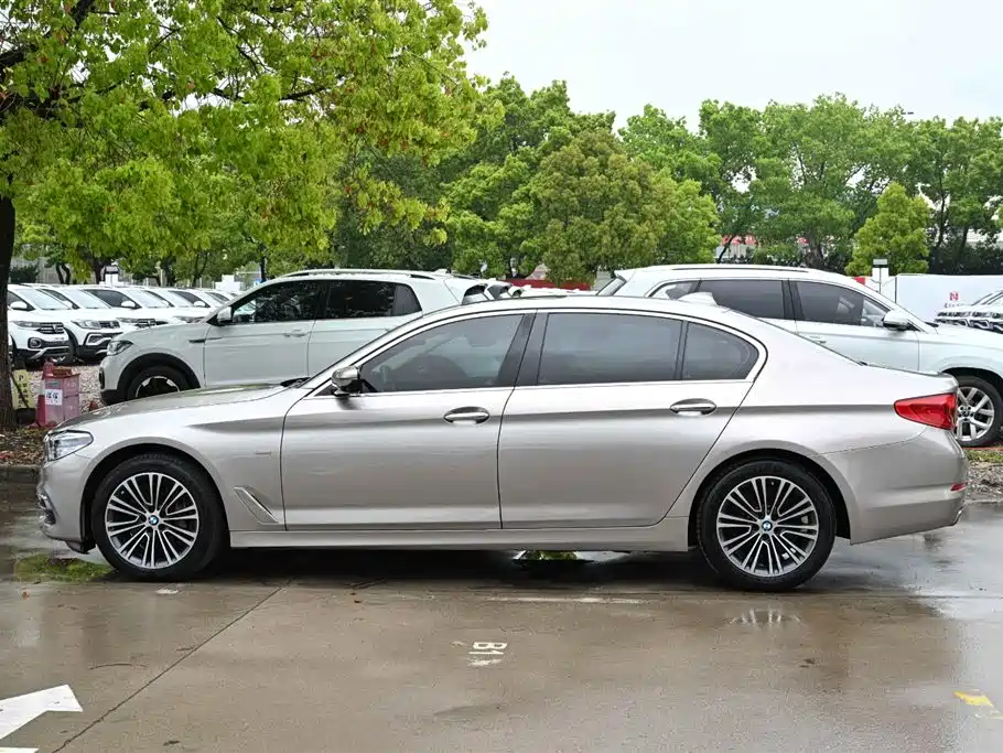 BMW 5 Series 5 2018 540Li Executive