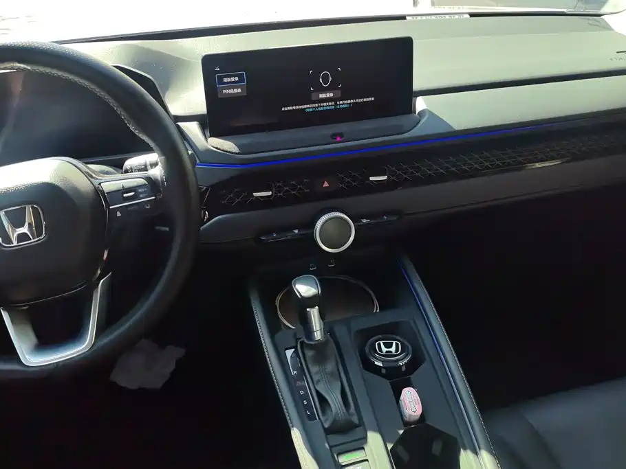 Honda Accord — миниатюра 13