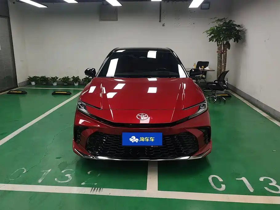 Toyota Camry 2024 2.0HXS Sport Plus