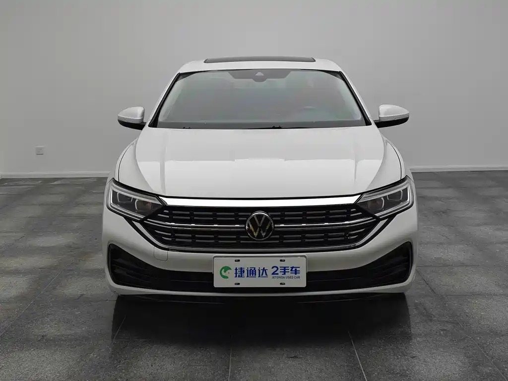 Volkswagen Sagitar — миниатюра 2