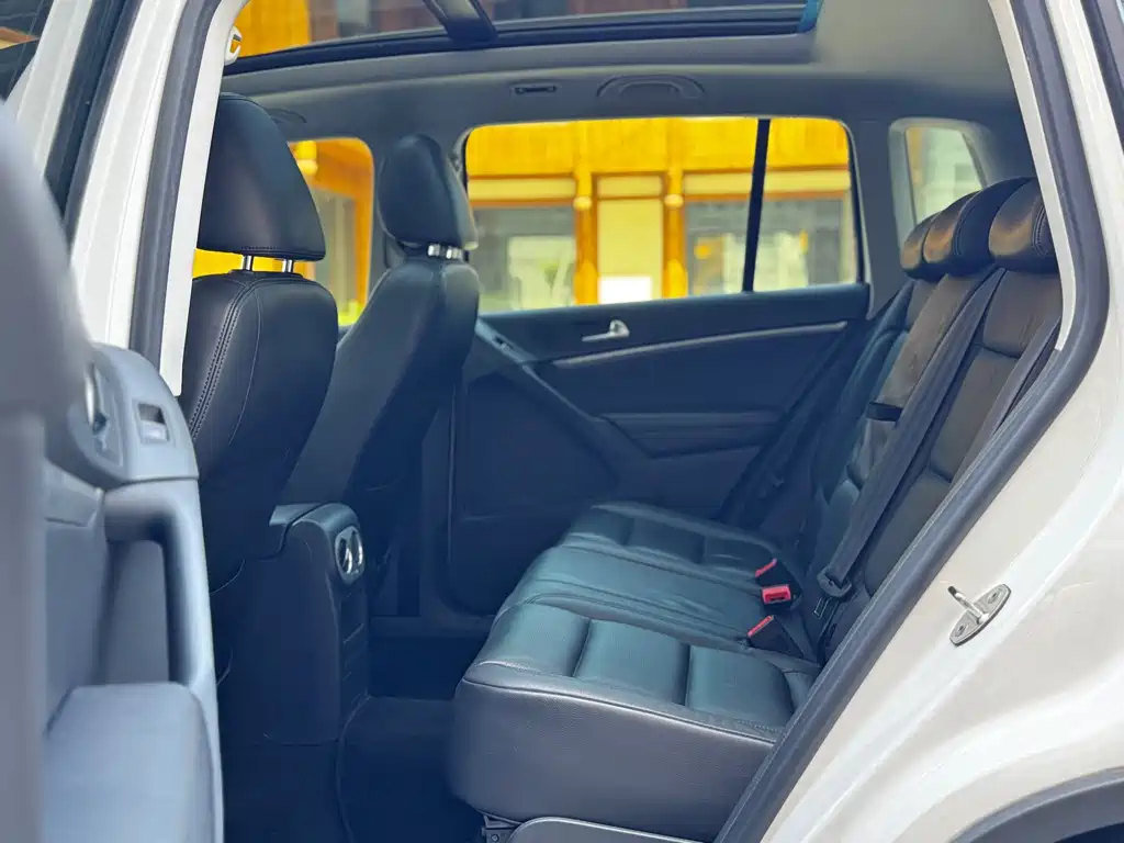 Volkswagen Tiguan — миниатюра 12
