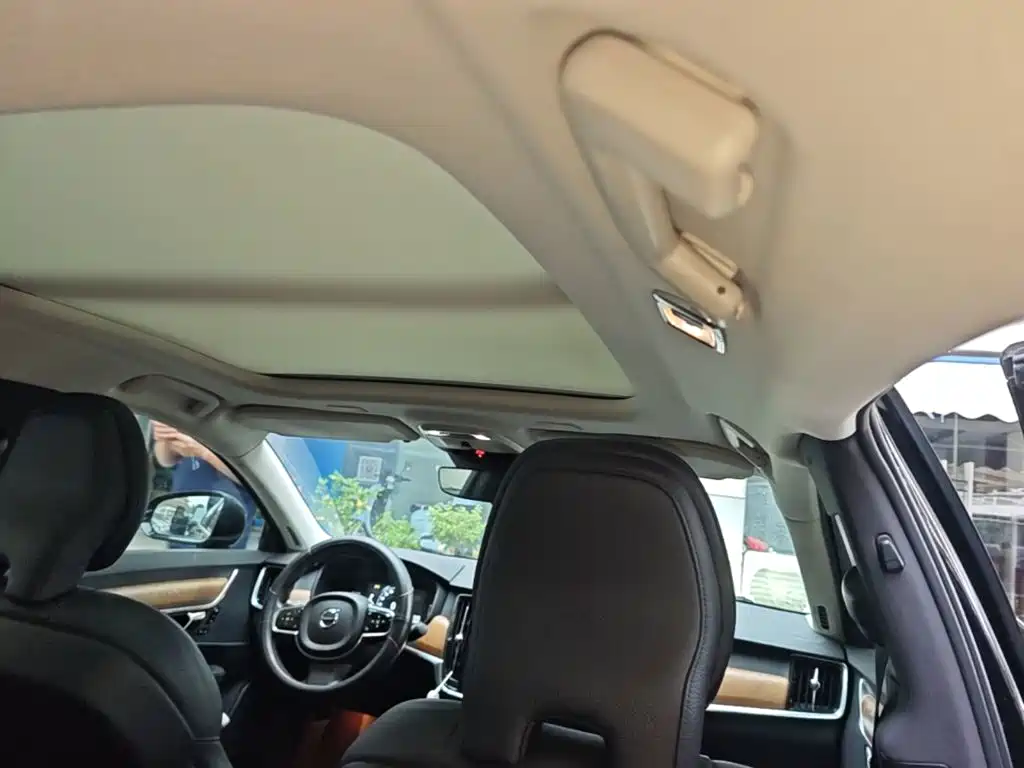 Volvo S90 — миниатюра 18