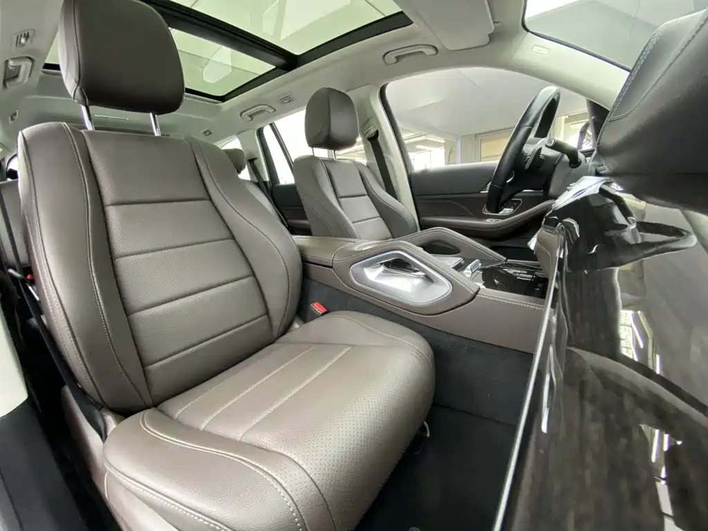 Mercedes-Benz GLS — миниатюра 29
