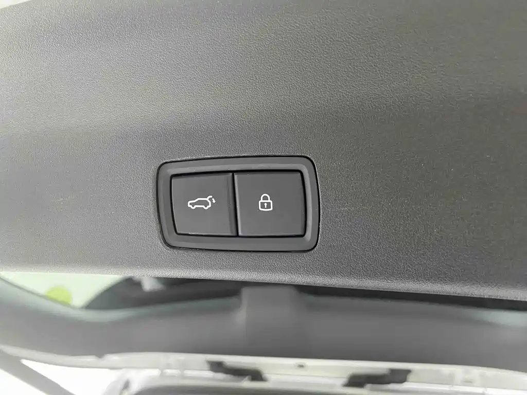 Li Auto Li L9 — миниатюра 36