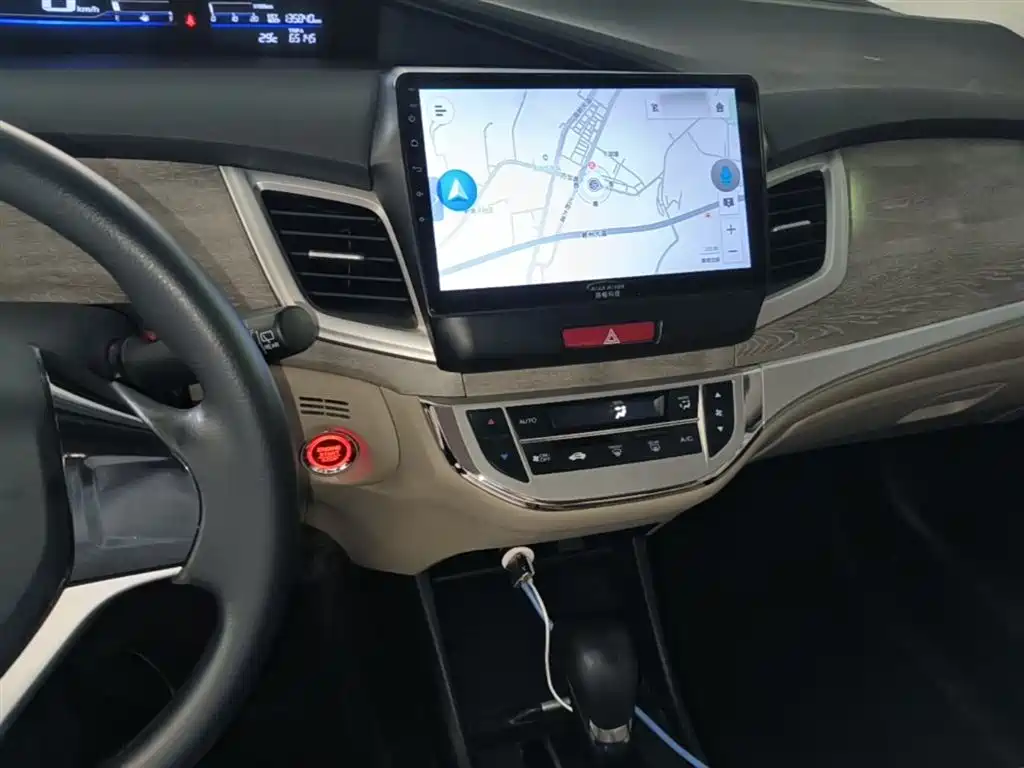 Honda Jade 2017 1.8L AT Comfort 5 мест