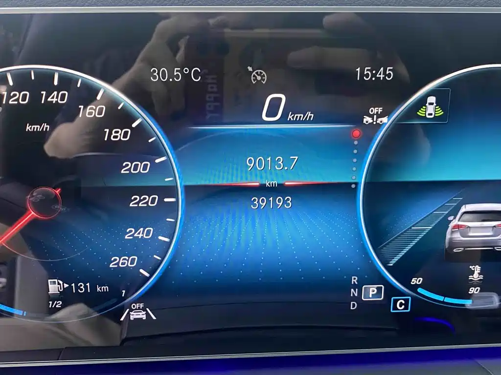Mercedes-Benz GLE (Import) — миниатюра 17