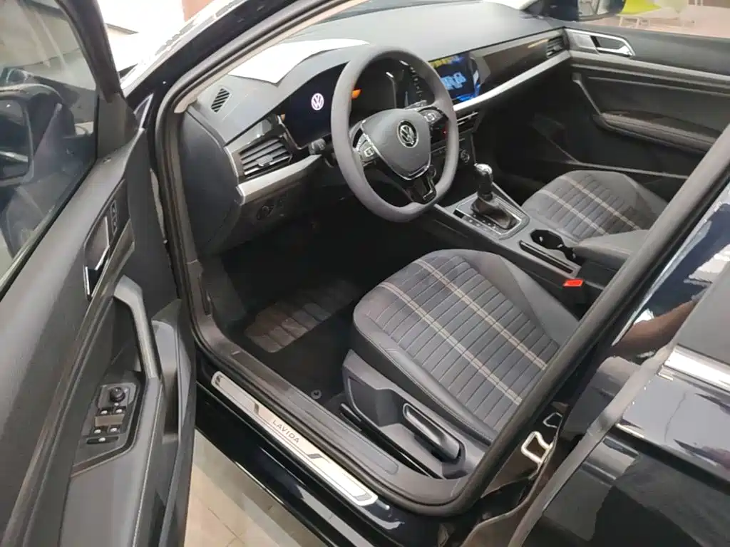 Volkswagen Lavida — миниатюра 16