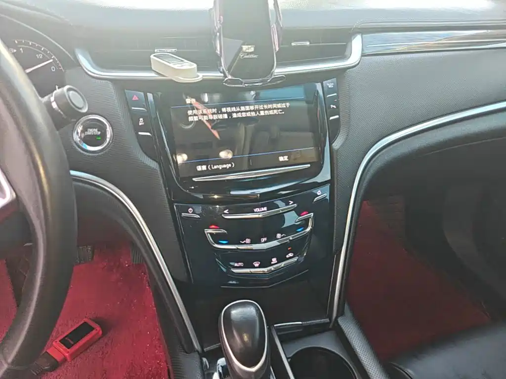Cadillac XTS — миниатюра 13