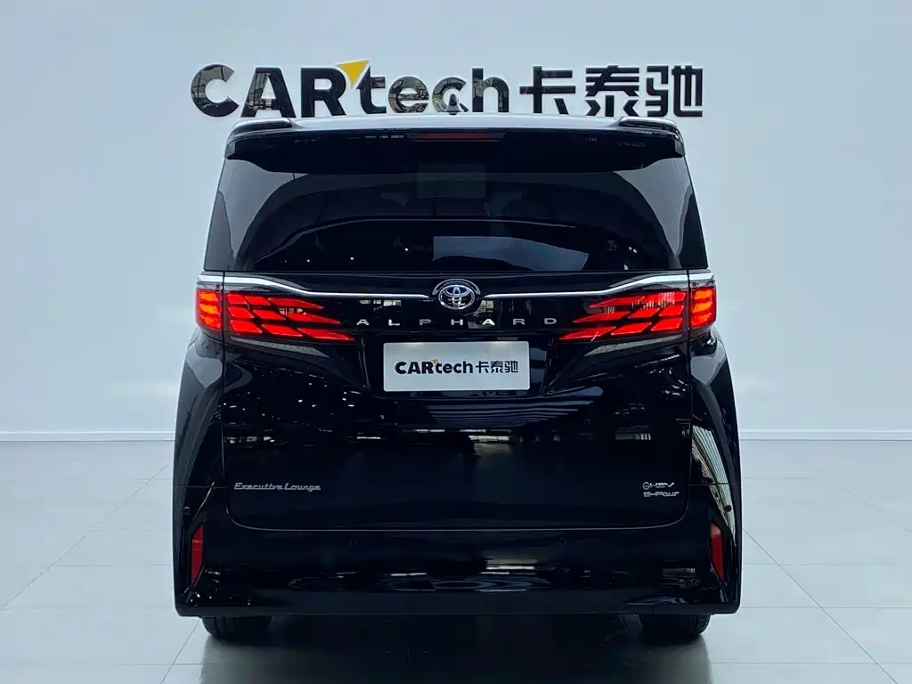 Toyota Alphard — миниатюра 4