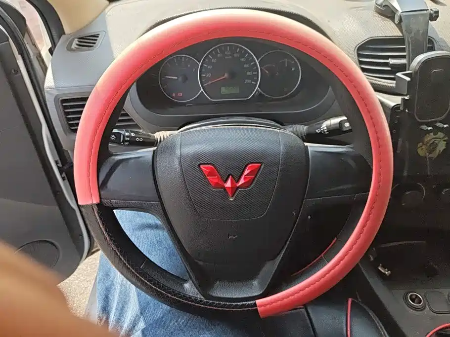 Wuling Hongguang — миниатюра 15