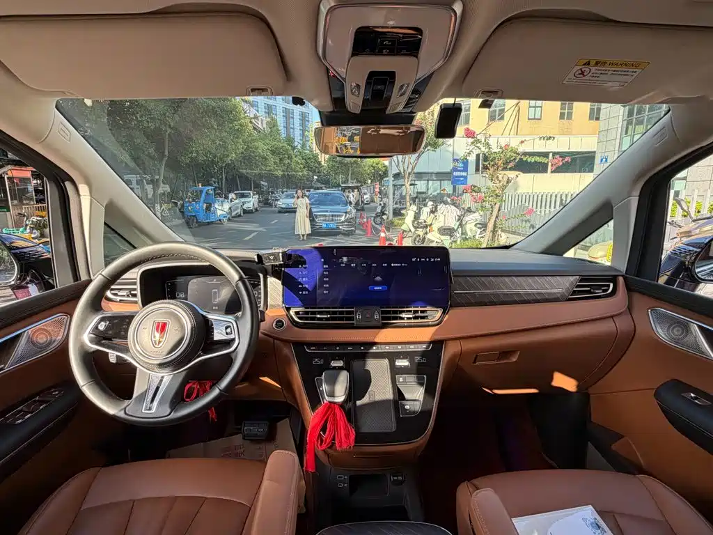 Hongqi Hongqi HQ9 — миниатюра 12