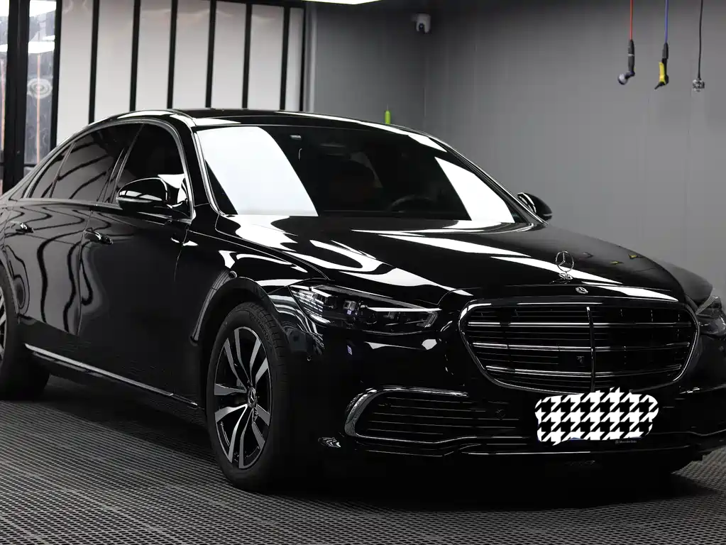 Mercedes-Benz S-Class 2024