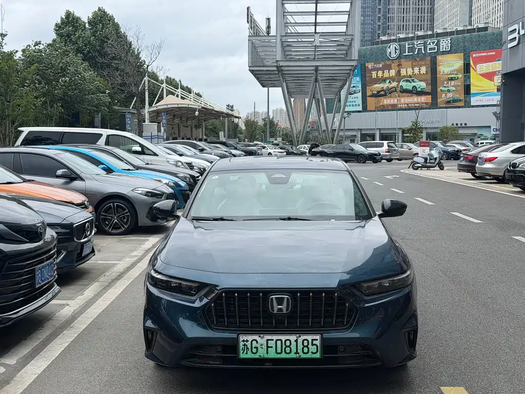 Honda Inspire 2023 e:PHEV