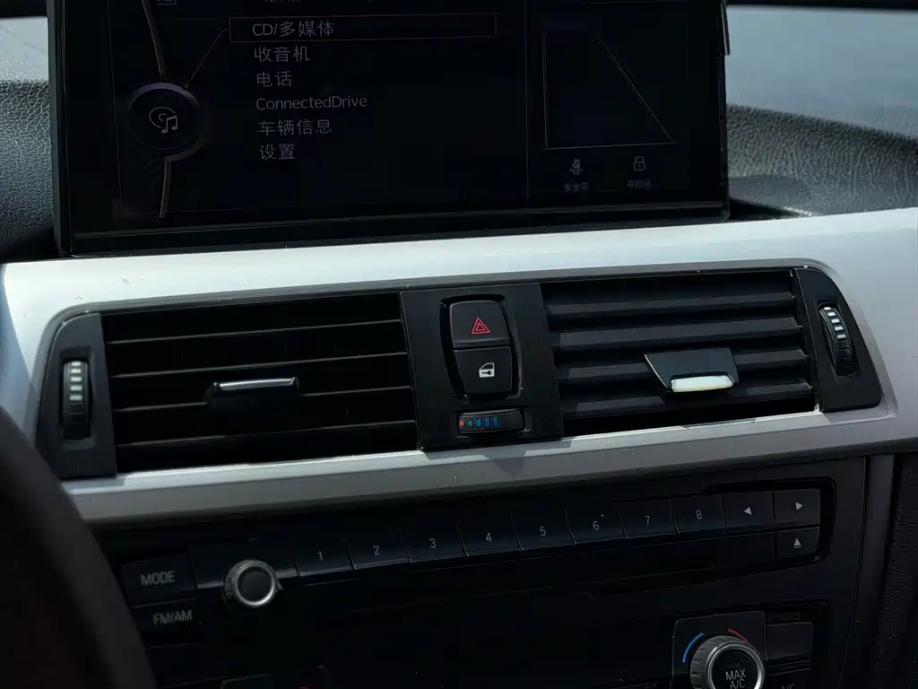 BMW 3 Series — миниатюра 22