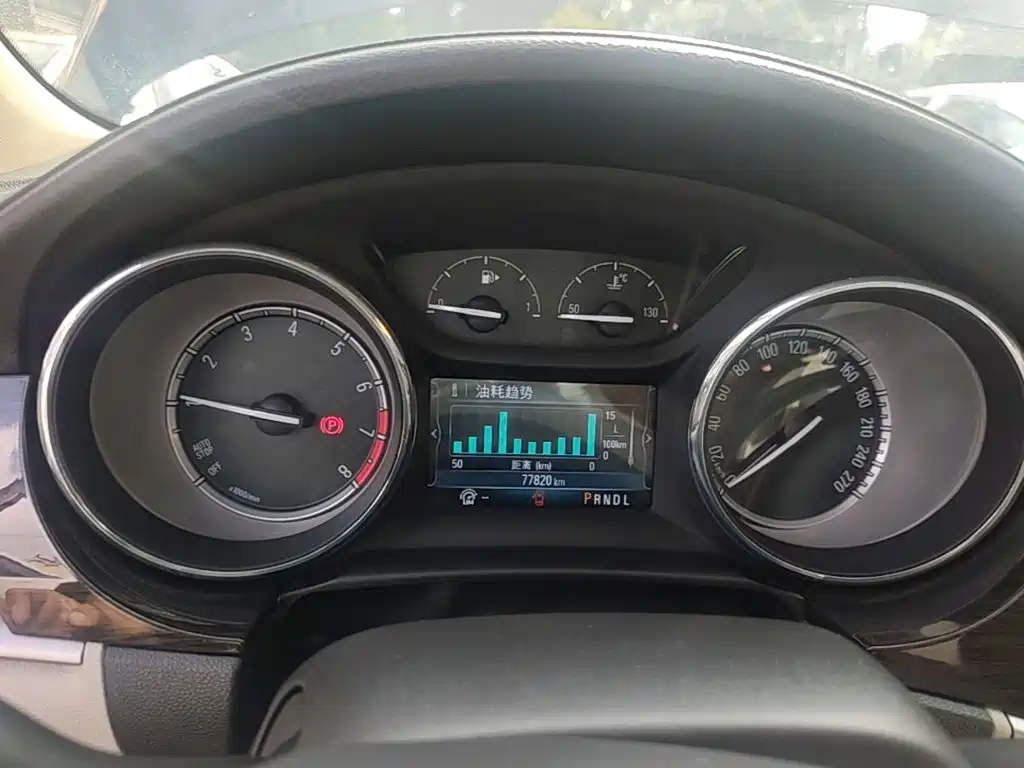 Buick Verano — миниатюра 12