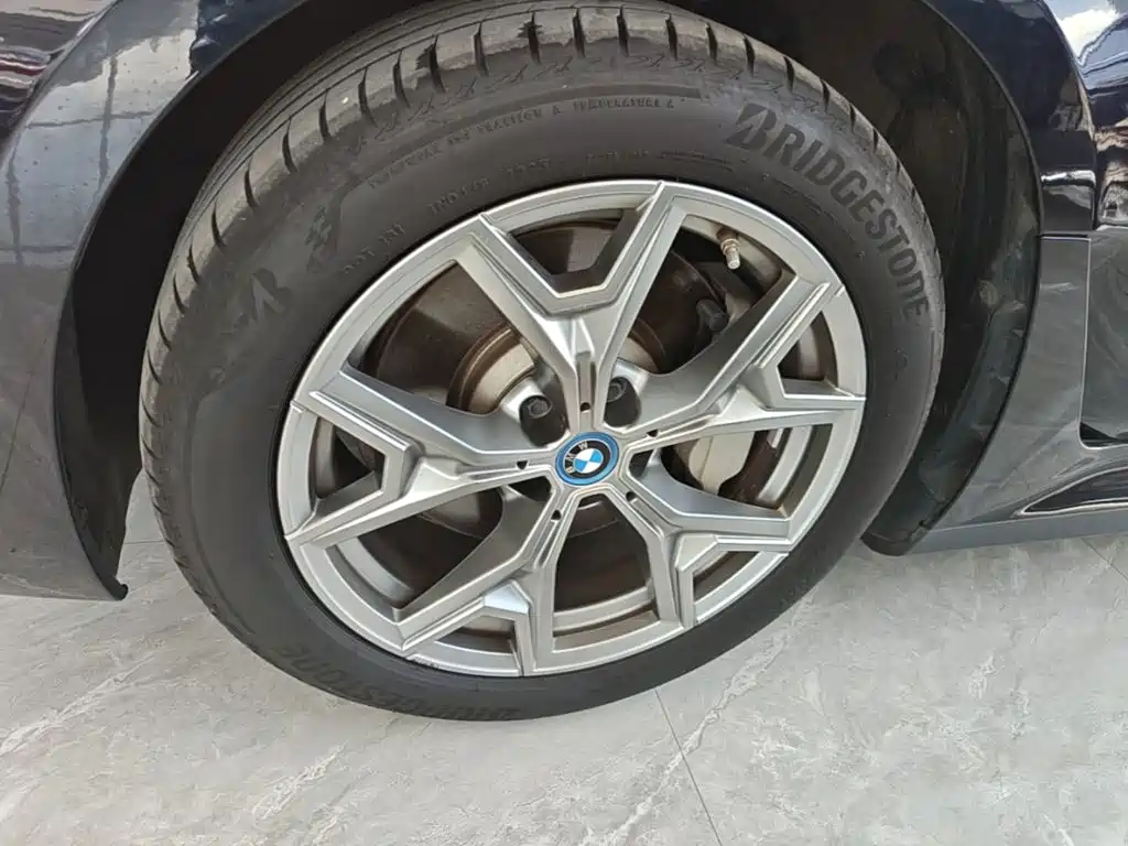 BMW i3 — миниатюра 23