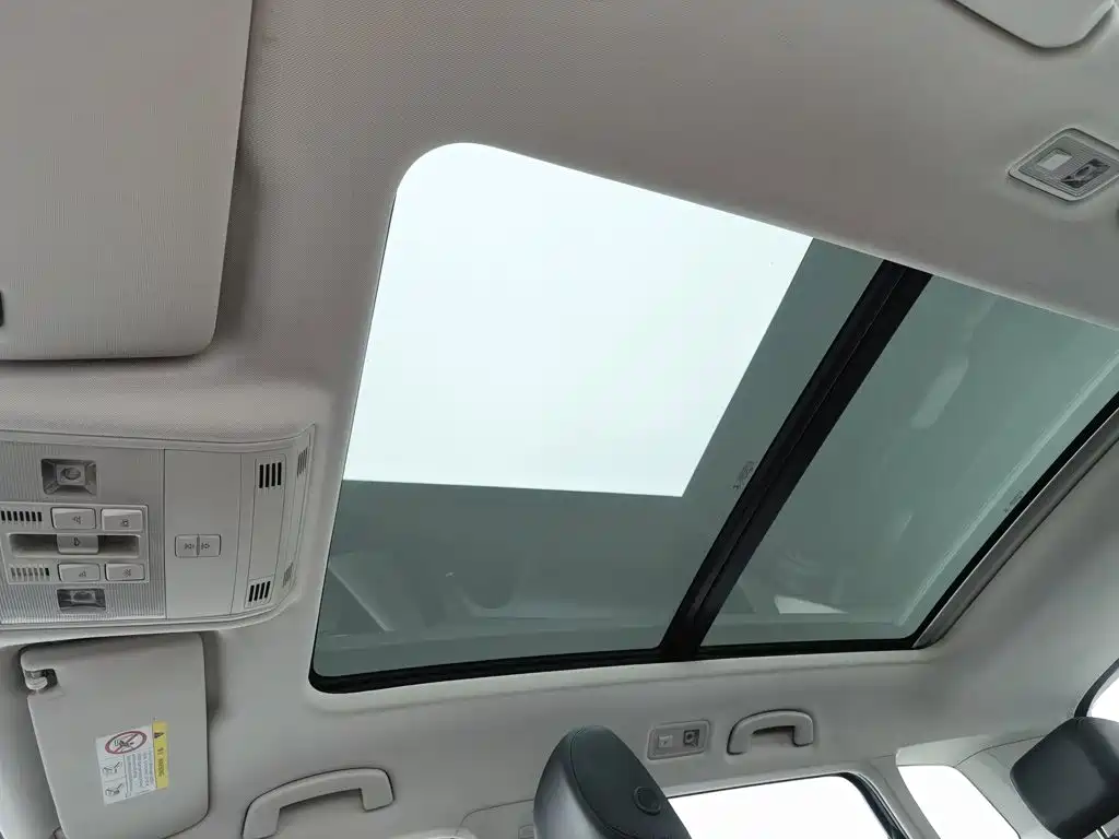 Volkswagen Tharu — миниатюра 14