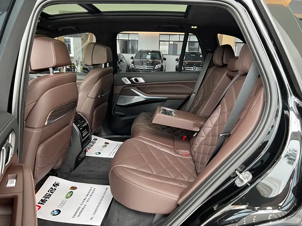 BMW X5 — миниатюра 9