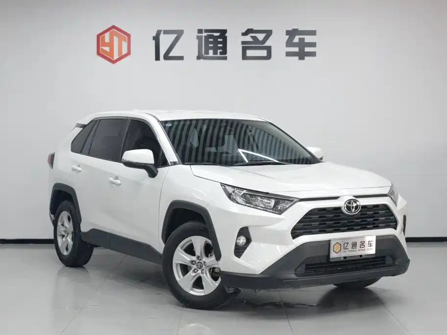 Toyota RAV4 — миниатюра 3
