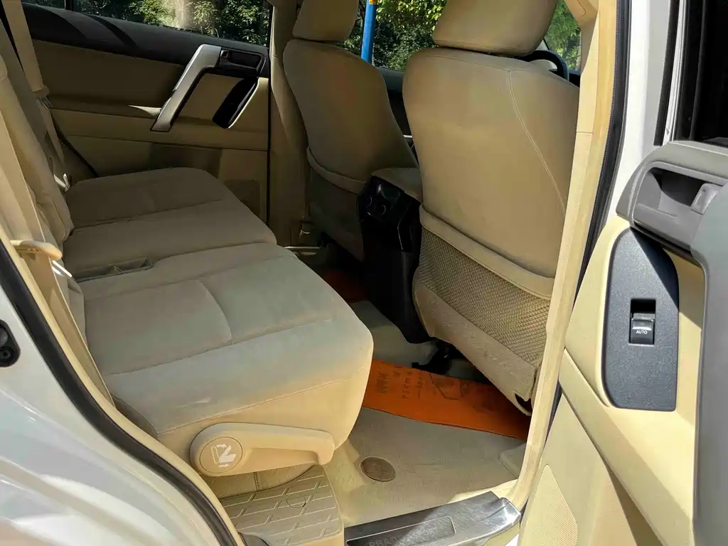 Toyota Prado (Import) — миниатюра 16
