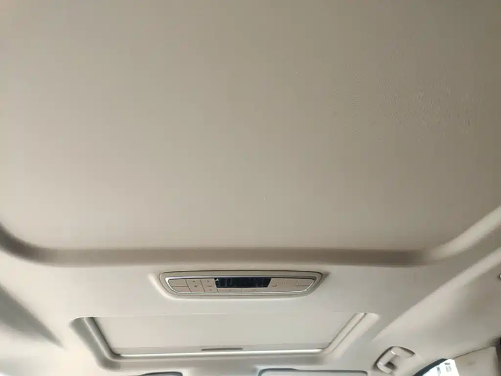 Buick GL8 Hybrid — миниатюра 18