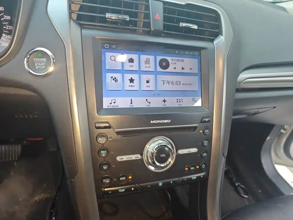 Ford Mondeo — миниатюра 6