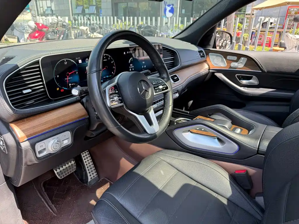 Mercedes-Benz GLS — миниатюра 7