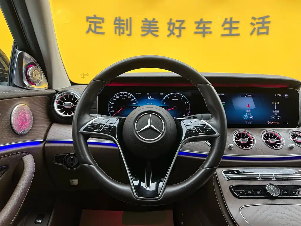 MERCEDES-BENZ E CLASS