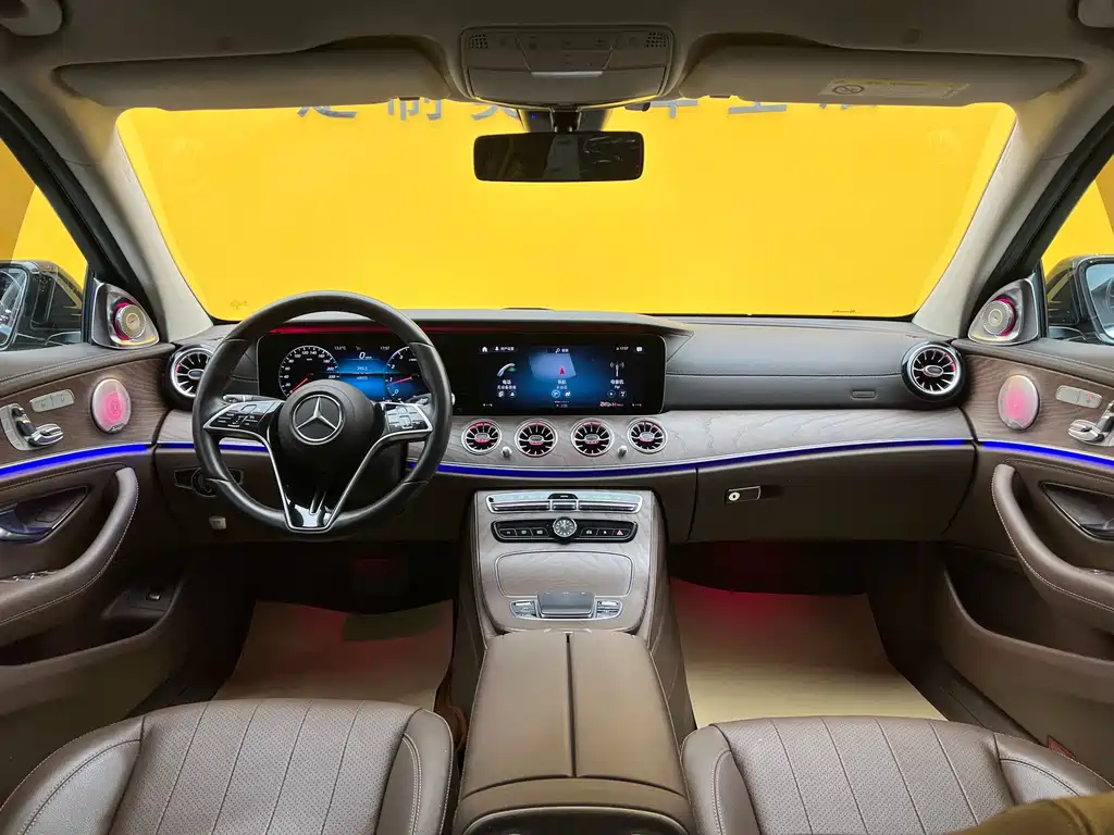 MERCEDES-BENZ E CLASS