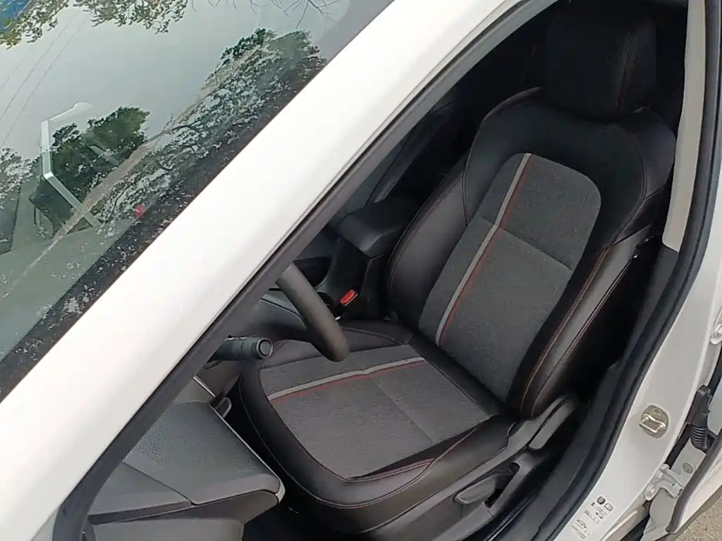 Chevrolet Trax — миниатюра 15