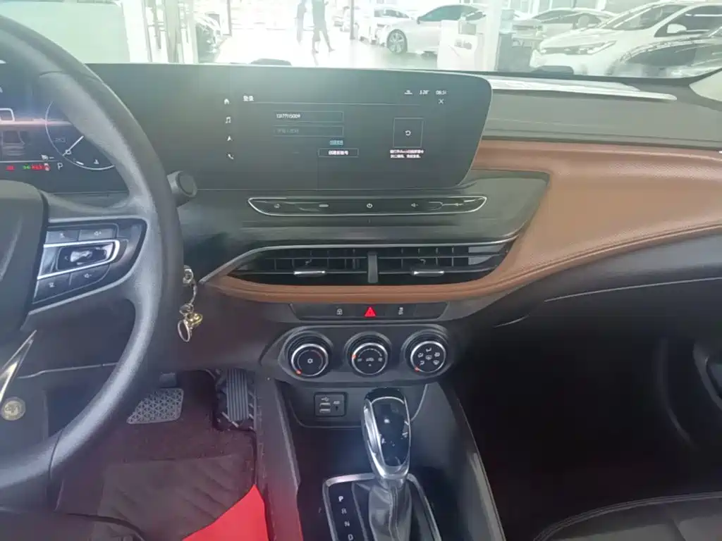 Buick Verano — миниатюра 13