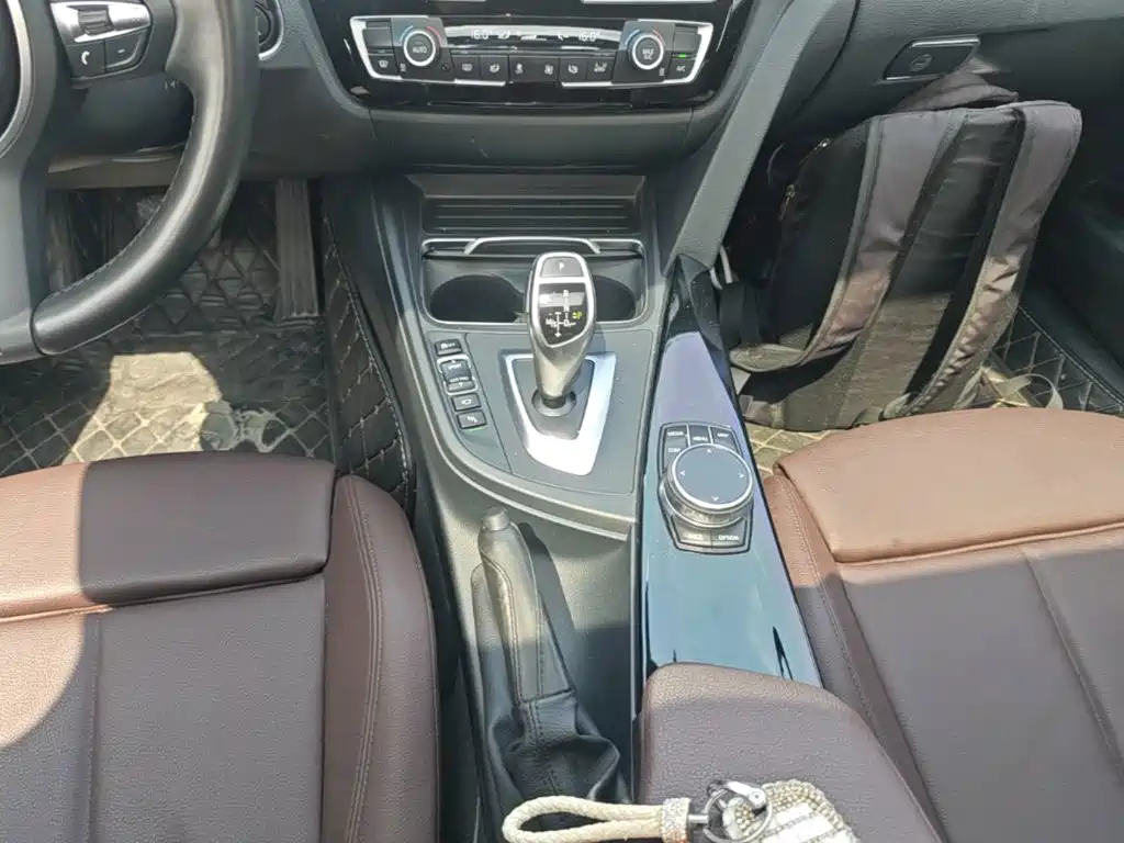 BMW 3 Series — миниатюра 14