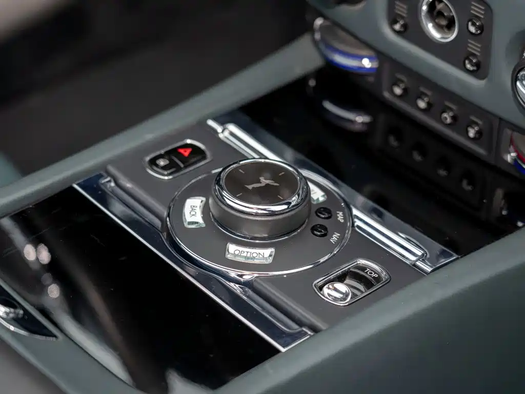 Rolls-Royce Dawn — миниатюра 16