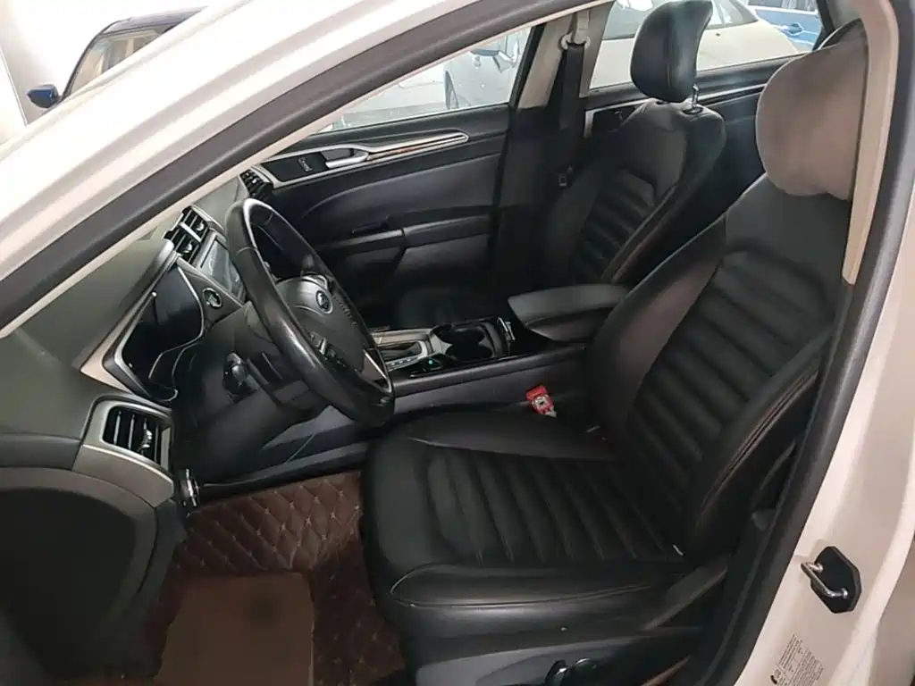 Ford Mondeo — миниатюра 15