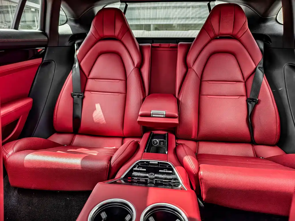 Porsche Panamera — миниатюра 16