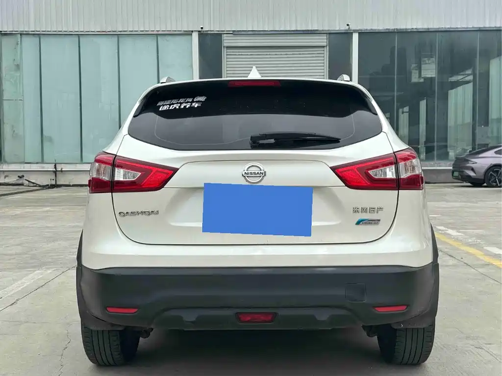 Nissan Qashqai — миниатюра 8